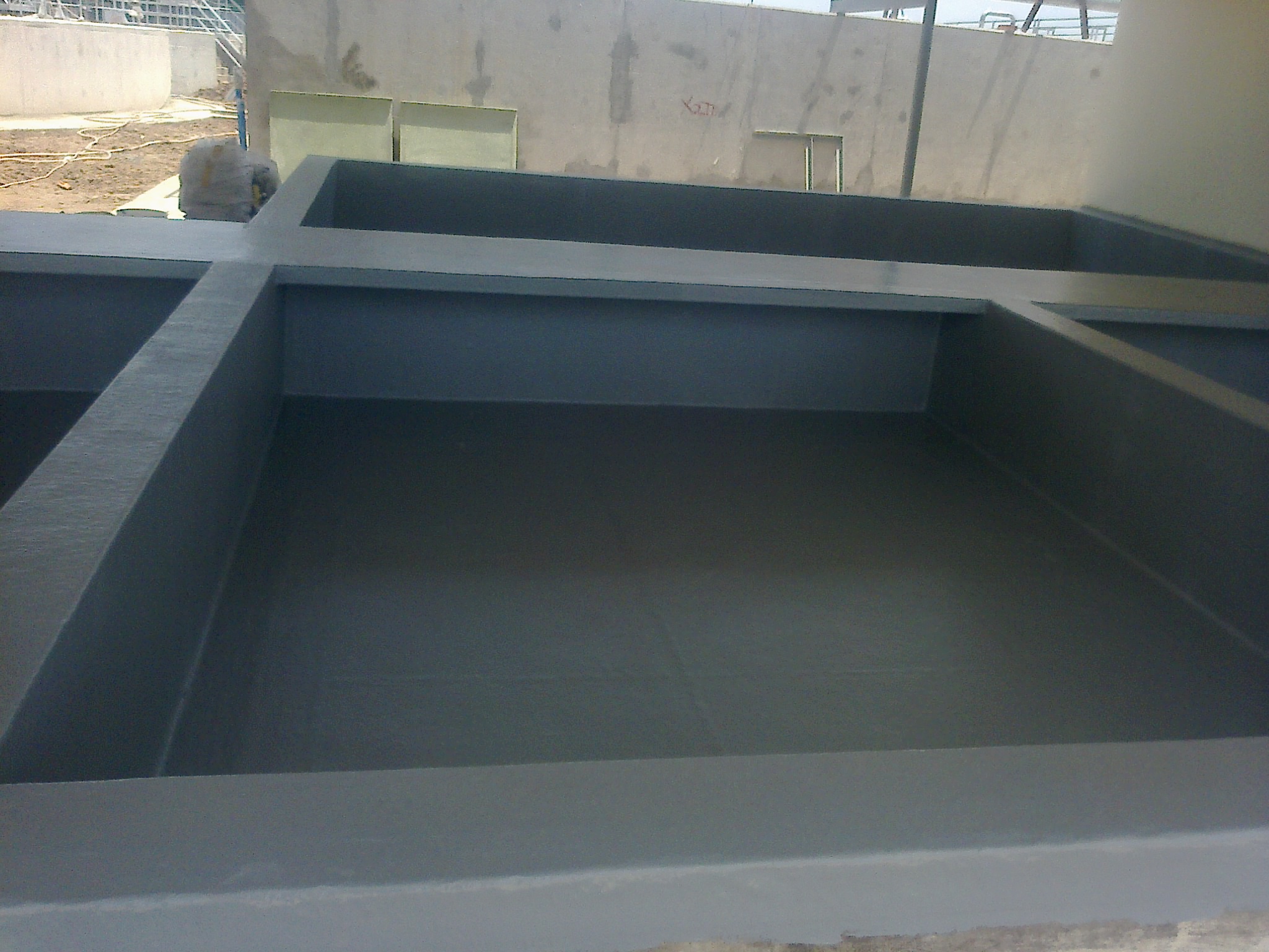 Hình ảnh Nhật Minh thi công bọc phủ Composite chống thấm 